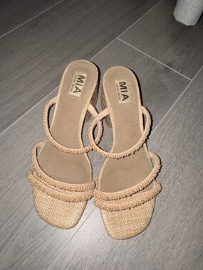 MIA Inara Beaded Slide Sandal (Never Worn)